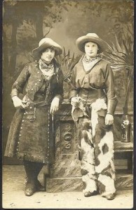 Picture of western cowgirls