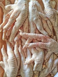 picture of chicken feet